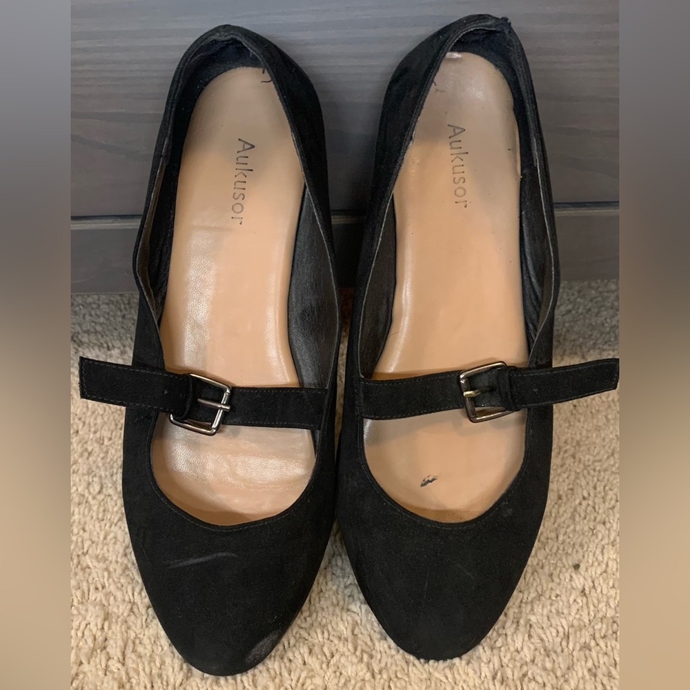 Black Ballet Flats